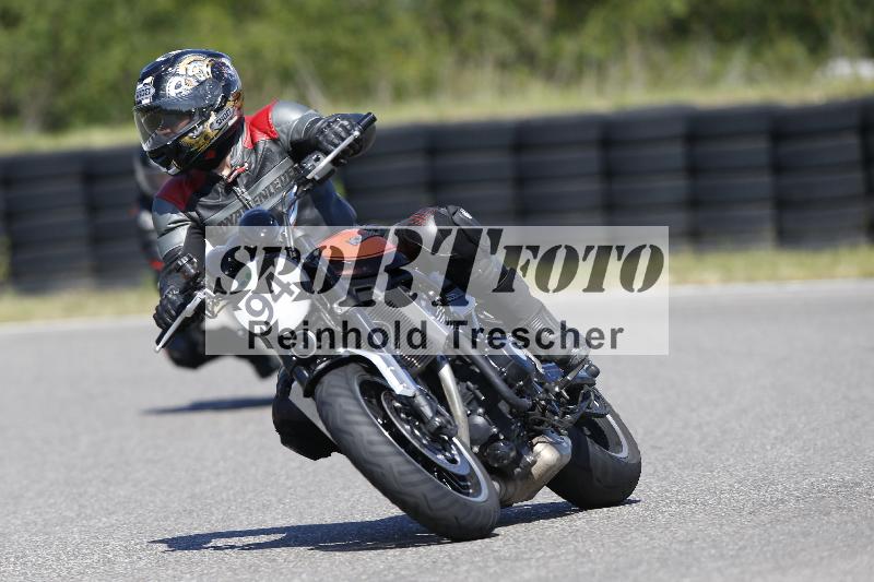 /Archiv-2025/48 25.08.2025 Cornu Master School ADR/gruen-vert/94